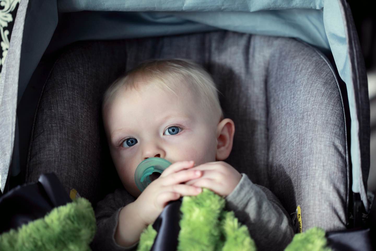 Travel Documents for Border Crossing with a Baby Holding Dual Citizenship