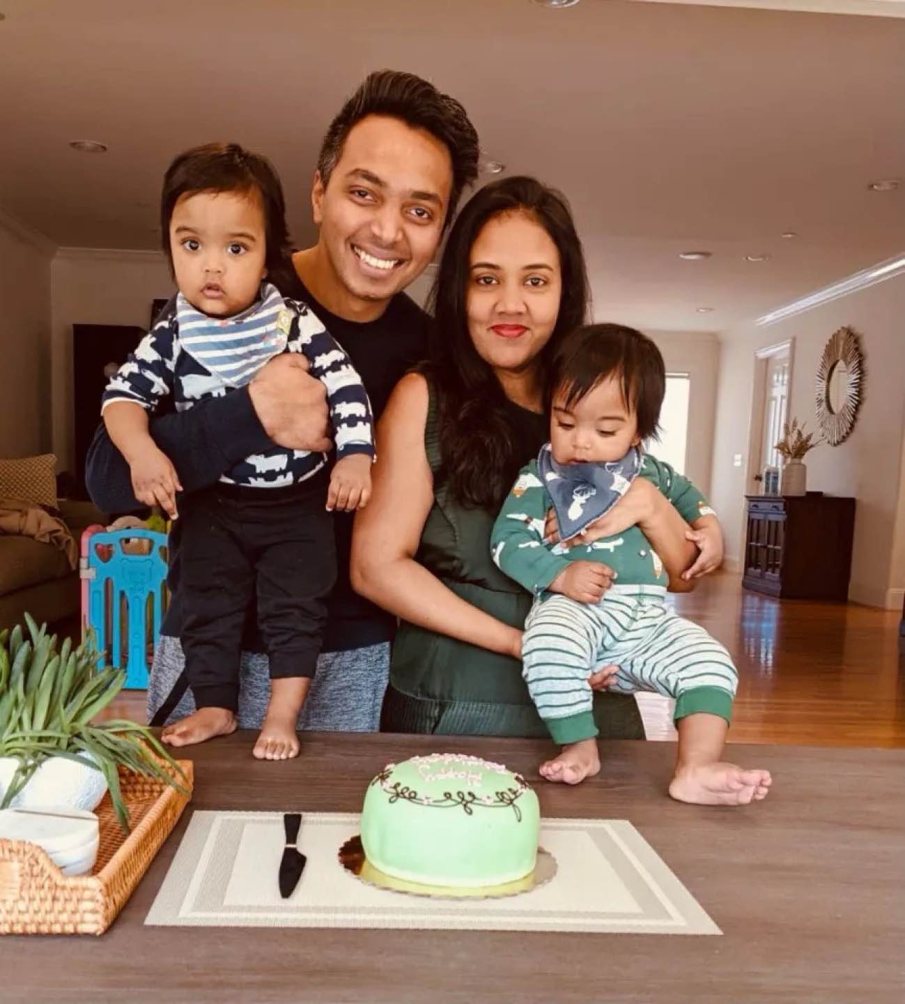 Ingeniero Meta Indoamericano Sospechoso en Caso de Asesinato-Suicidio Familiar en California. Ingeniero Meta Indoamericano Sospechoso en Caso de Asesinato-Suicidio Familiar en California.