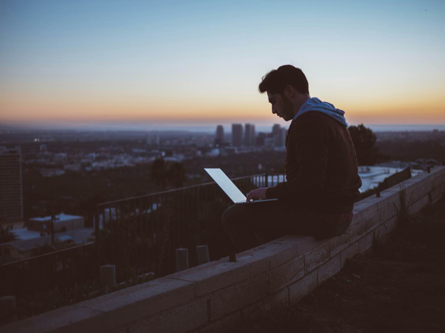 Guía de Visa para Nómadas Digitales: Cómo Trabajar desde el Extranjero Mientras se Teletrabaja Guía de Visa para Nómadas Digitales: Cómo Trabajar desde el Extranjero Mientras se Teletrabaja