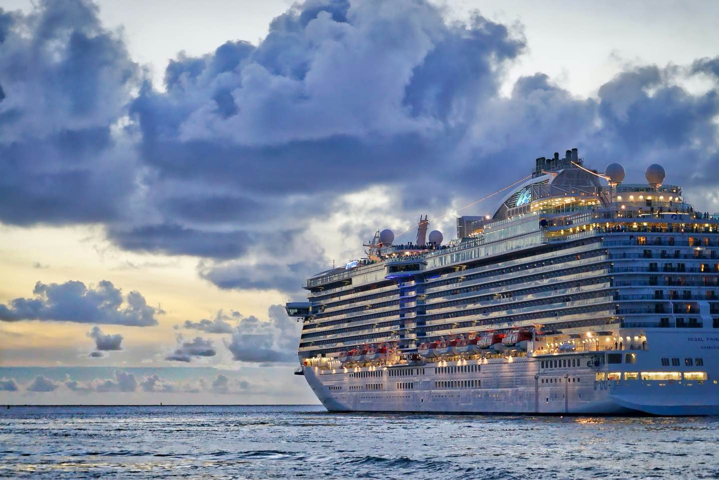 Bolivians Visa Row: Cruise Ship Departs Spain After Delay Bolivians Visa Row: Cruise Ship Departs Spain After Delay