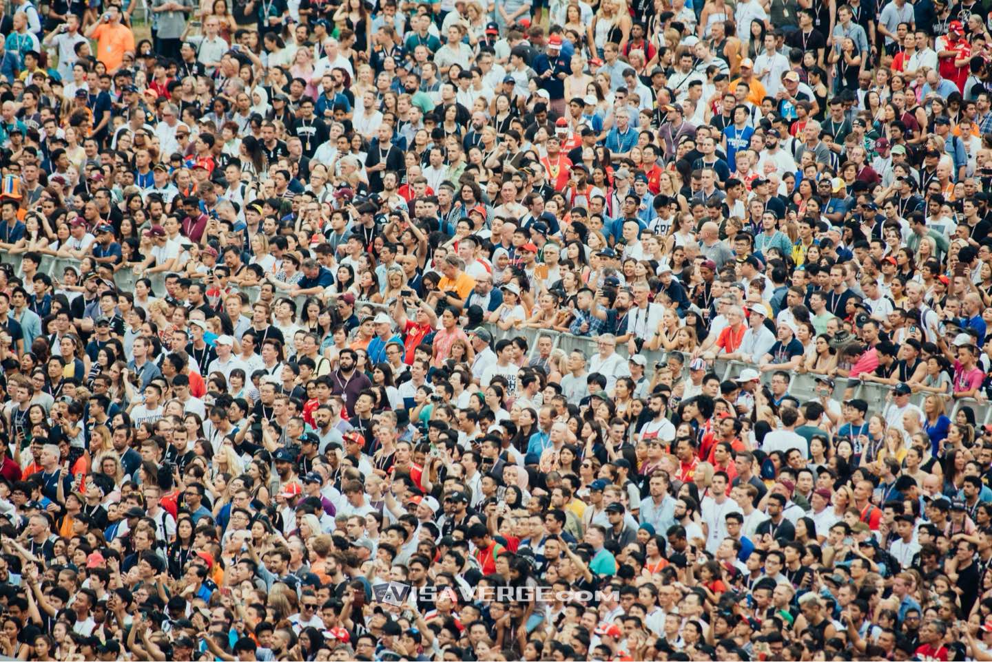 US Foreign-Born Population Reaches 46.2 Million: Citizenship and Trends US Foreign-Born Population Reaches 46.2 Million: Citizenship and Trends