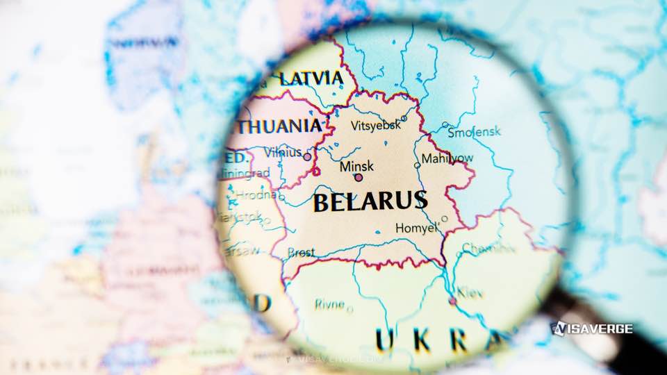 Belarus visa-waiver program praised by Eduardas Vaitkus in Minsk