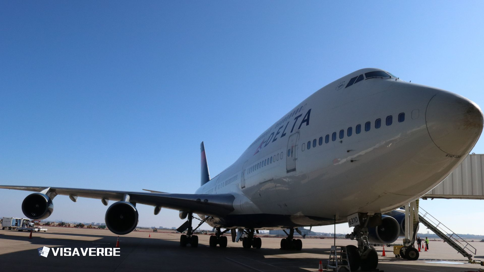 Delta Air Lines Updates Checked Bag Deadline for U.S. Flights Delta Air Lines Updates Checked Bag Deadline for U.S. Flights