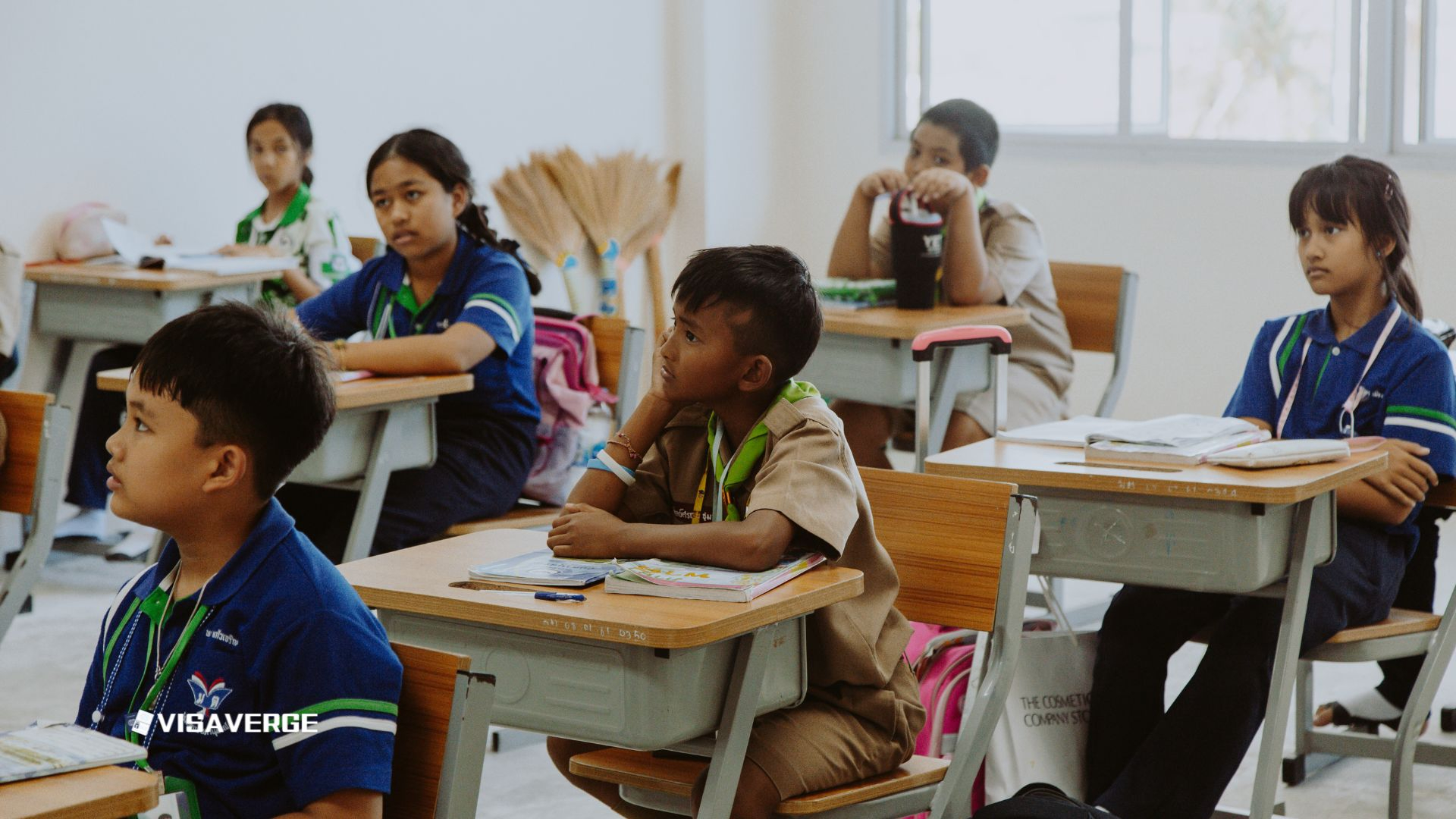 Trump’s Immigration Policy Change Sparks Fear, Keeps Kids From School Trump’s Immigration Policy Change Sparks Fear, Keeps Kids From School