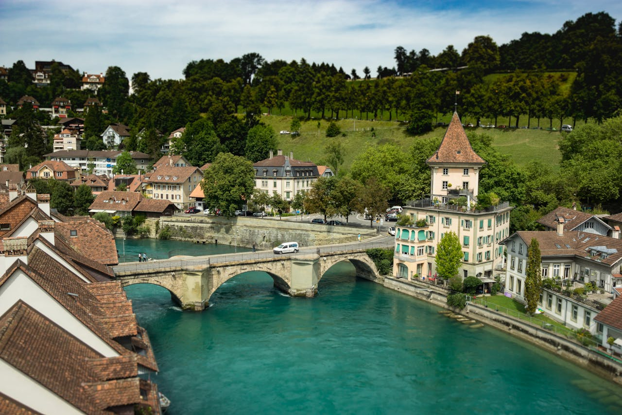 Guía completa para solicitar la Visa de Visita Oficial a Suiza Guía completa para solicitar la Visa de Visita Oficial a Suiza