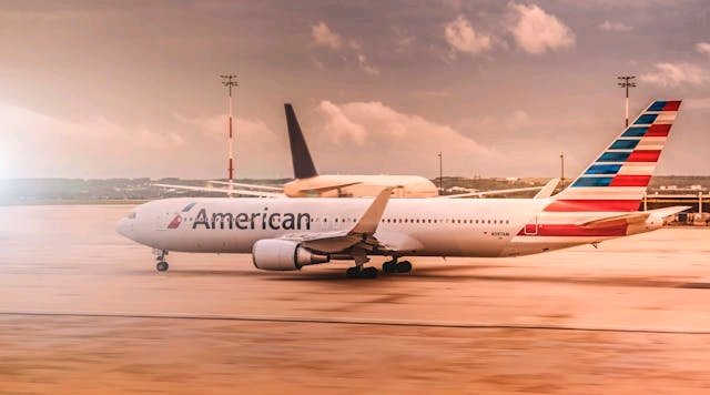 American Airlines amplía rutas estacionales a Europa