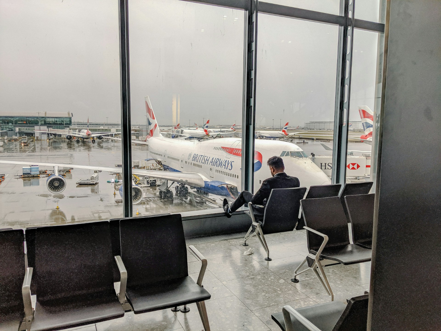 Heathrow Airport Terminal 3 Evacuated Due to Bomb Threat