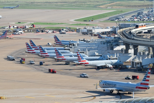 La demanda global de viajes cae y aerolíneas ajustarán proyecciones La demanda global de viajes cae y aerolíneas ajustarán proyecciones
