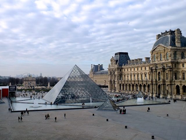 Long-Stay Visa: Guide for Interns Seeking Experience in France Long-Stay Visa: Guide for Interns Seeking Experience in France
