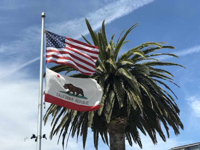 Gobernador de California frena Medi-Cal a inmigrantes pobres Gobernador de California frena Medi-Cal a inmigrantes pobres