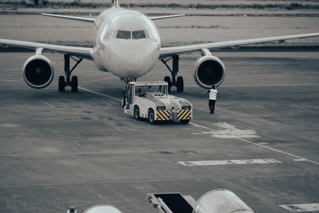 Philippine Airlines 777 makes emergency landing in Tokyo Philippine Airlines 777 makes emergency landing in Tokyo