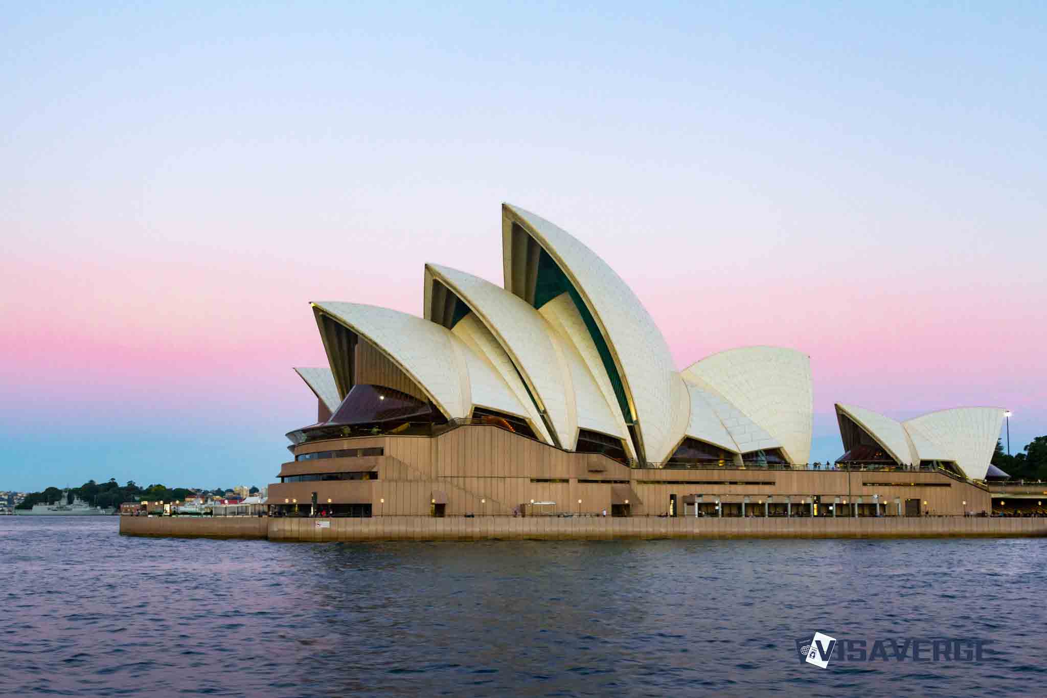 Pathways for Skilled Tradespeople to Immigrate to Australia: Exploring Australia’s Skilled Trades Immigration Options