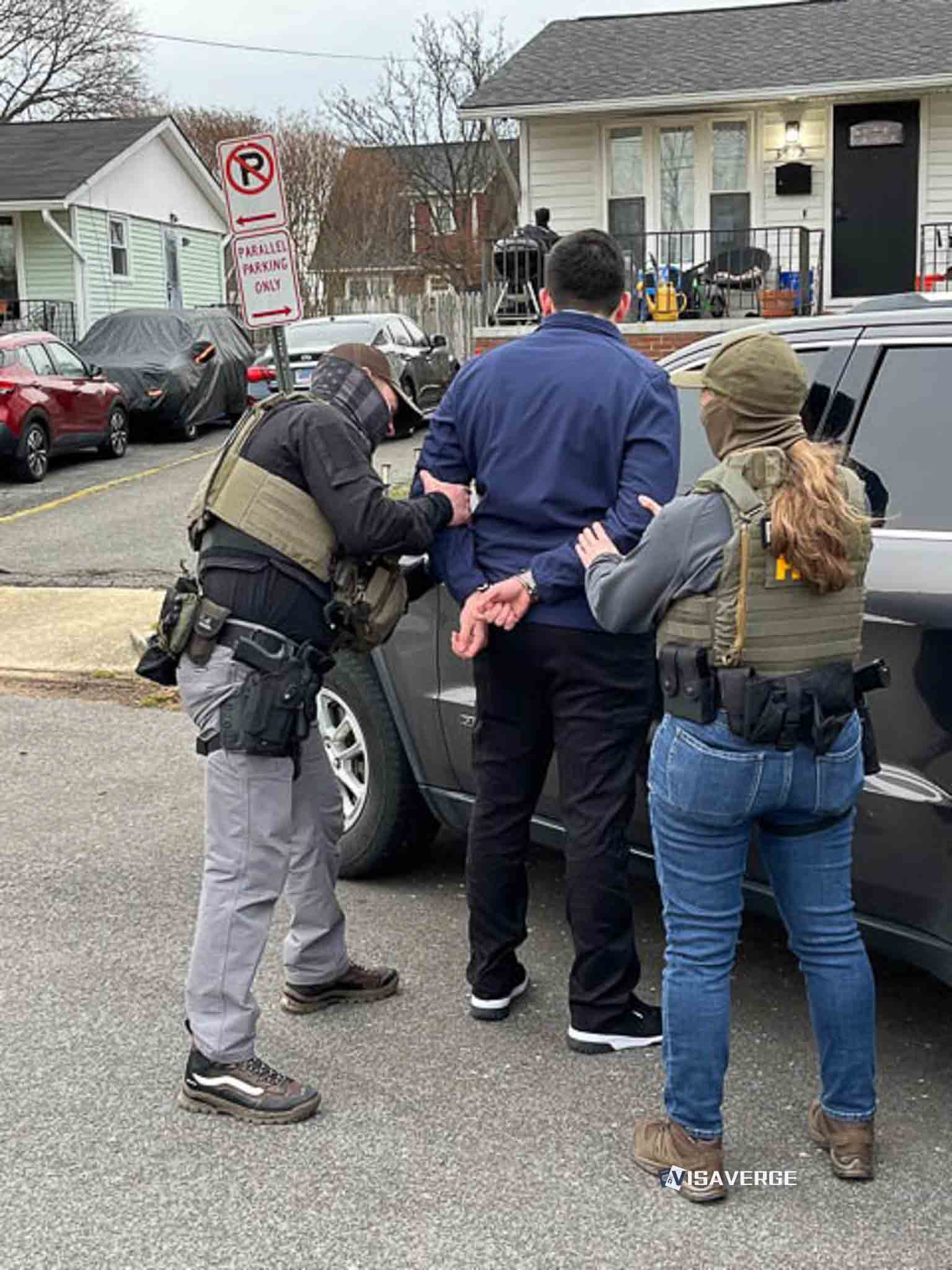 Agentes de ICE usan engaños para atrapar migrantes Agentes de ICE usan engaños para atrapar migrantes
