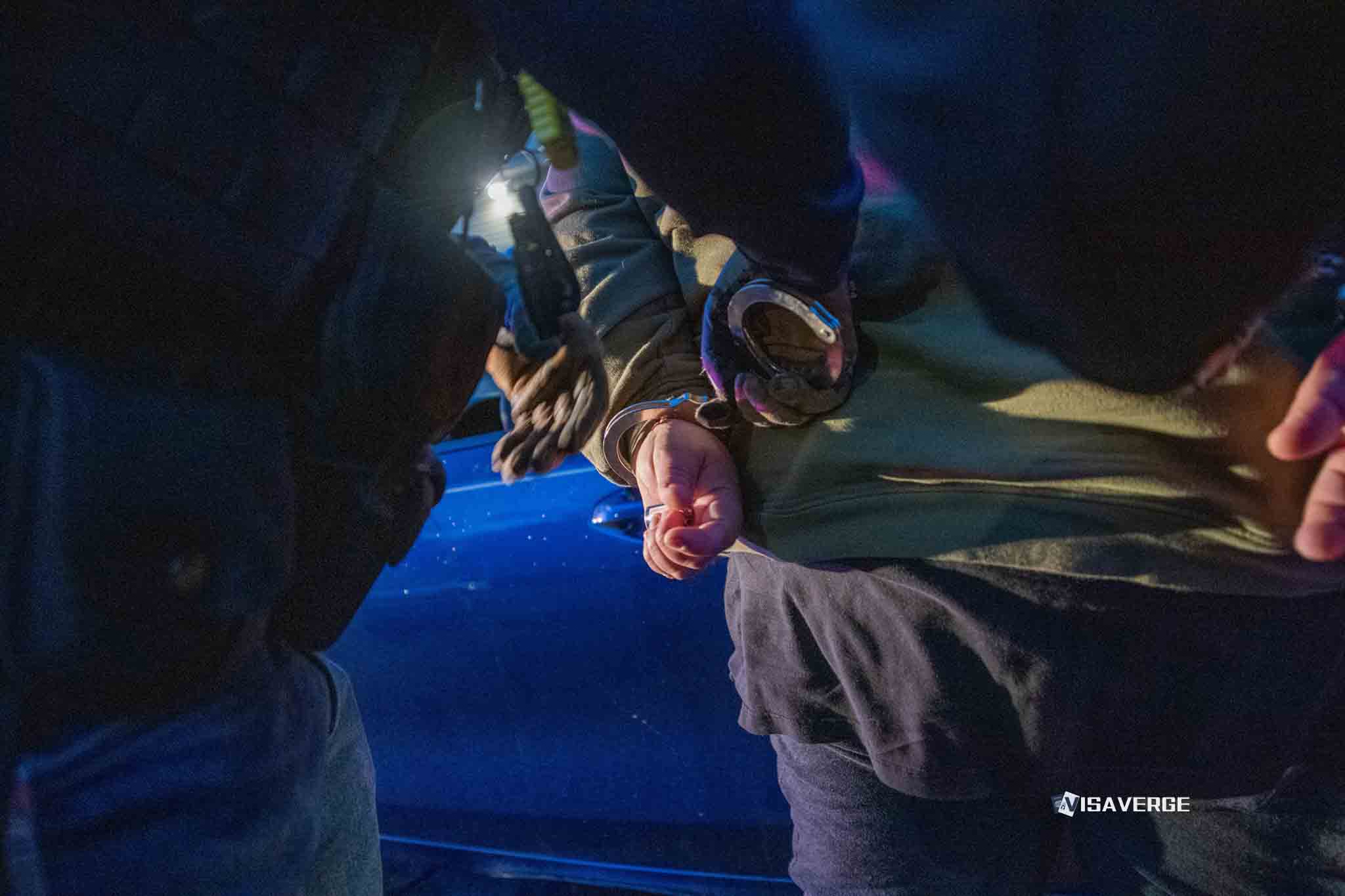 Legisladores demócratas vetados en centros de detención en LA y Nueva York Legisladores demócratas vetados en centros de detención en LA y Nueva York