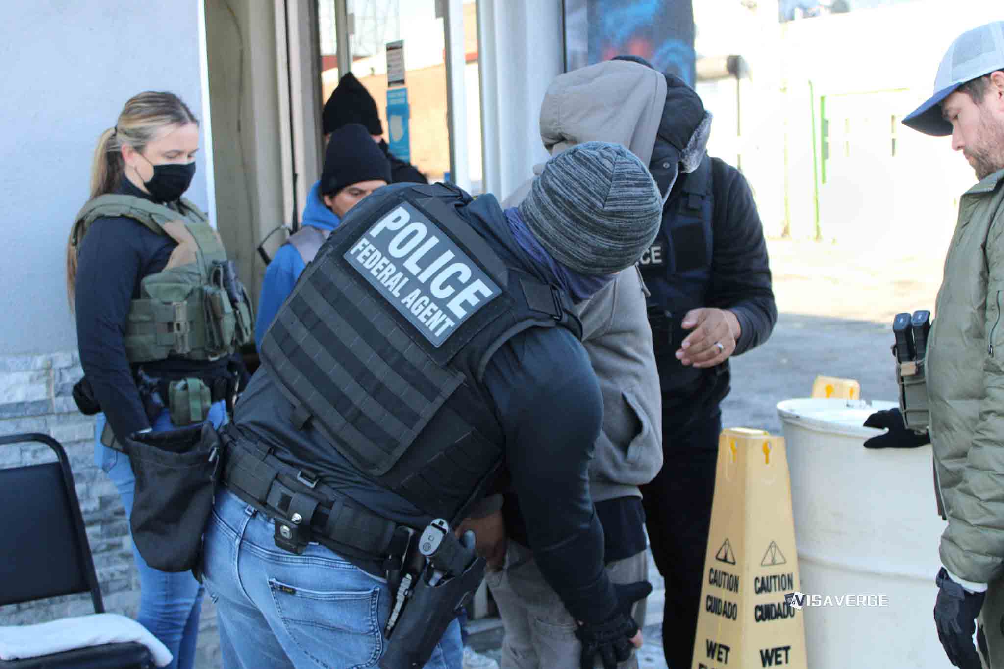 Brian E. Murphy frena deportaciones a terceros países hasta la próxima semana Brian E. Murphy frena deportaciones a terceros países hasta la próxima semana