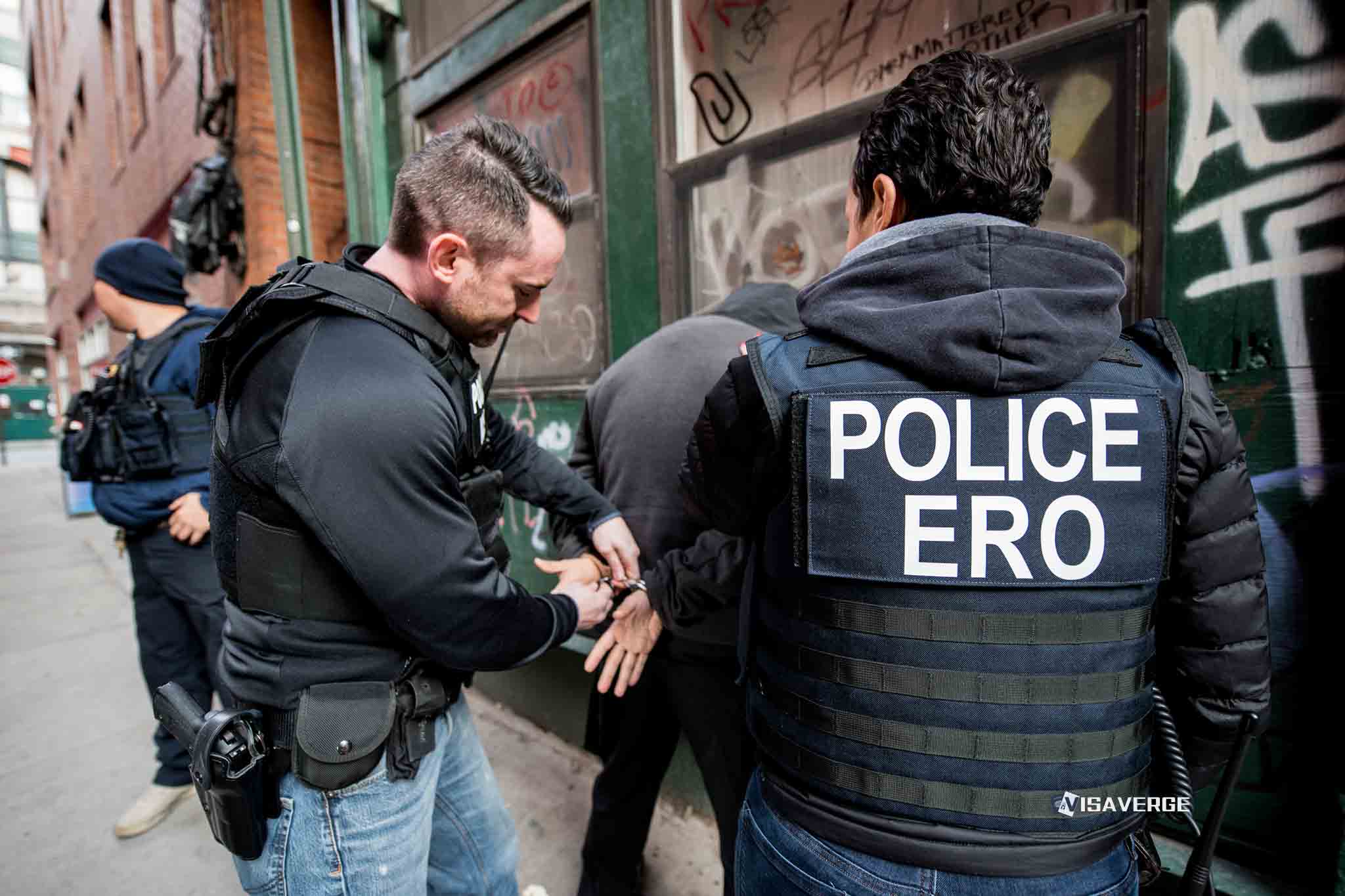 ICE arresta a más de 100,000 personas bajo la administración Trump ICE arresta a más de 100,000 personas bajo la administración Trump