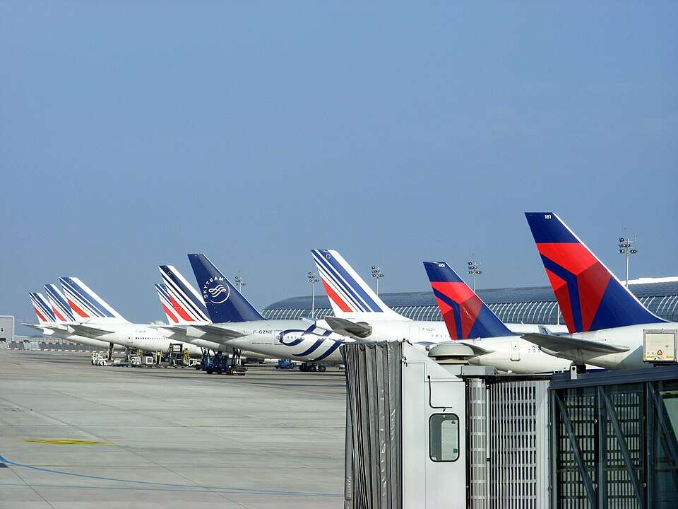 Delta, Air France-KLM y Korean Air adquieren participaciones en WestJet Delta, Air France-KLM y Korean Air adquieren participaciones en WestJet