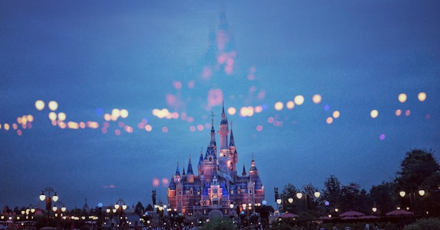 Disney suspende a trabajadores venezolanos tras fallo de Corte Suprema Disney suspende a trabajadores venezolanos tras fallo de Corte Suprema