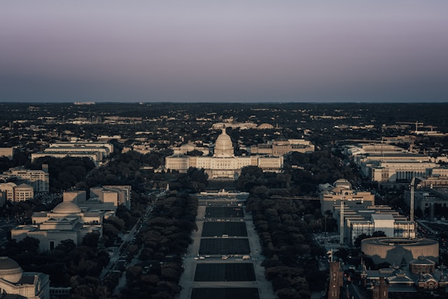 Ejército de EE. UU. frena vuelos de helicópteros en Washington D.C. Ejército de EE. UU. frena vuelos de helicópteros en Washington D.C.