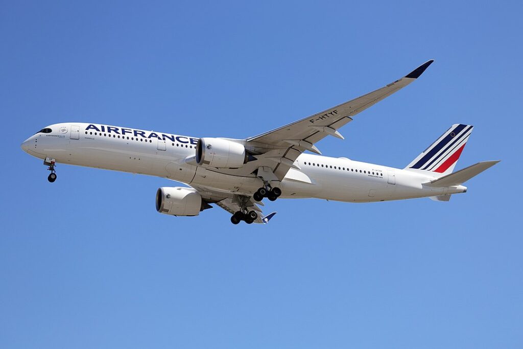 Air France Cancela 6 vuelos clave, afectando turismo a París, Bolonia y Toulouse Air France Cancela 6 vuelos clave, afectando turismo a París, Bolonia y Toulouse