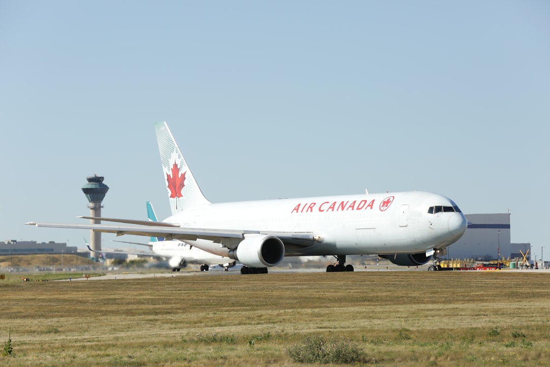 Tripulantes de Air Canada convocan piquetes en cuatro aeropuertos canadienses Tripulantes de Air Canada convocan piquetes en cuatro aeropuertos canadienses