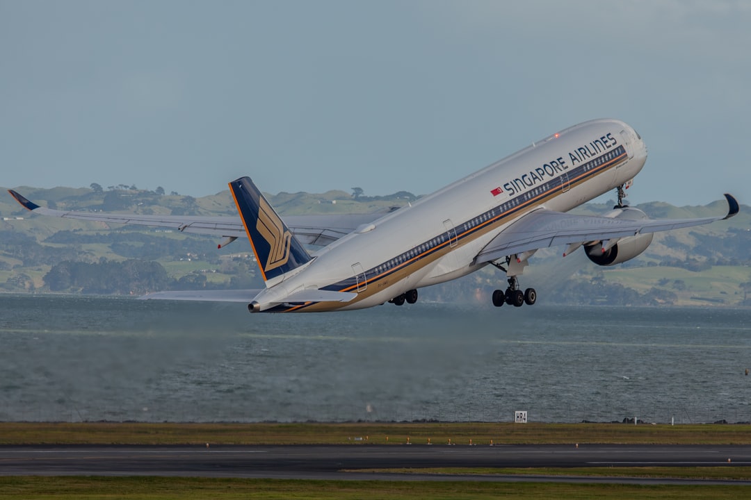 Singapore Airlines turbulence incident leaves lasting trauma for survivors Singapore Airlines turbulence incident leaves lasting trauma for survivors