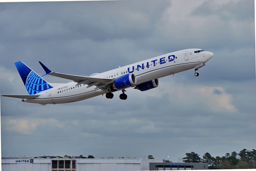 Vuelo 1169 de United Airlines regresa a Hawái por amenaza de bomba Vuelo 1169 de United Airlines regresa a Hawái por amenaza de bomba