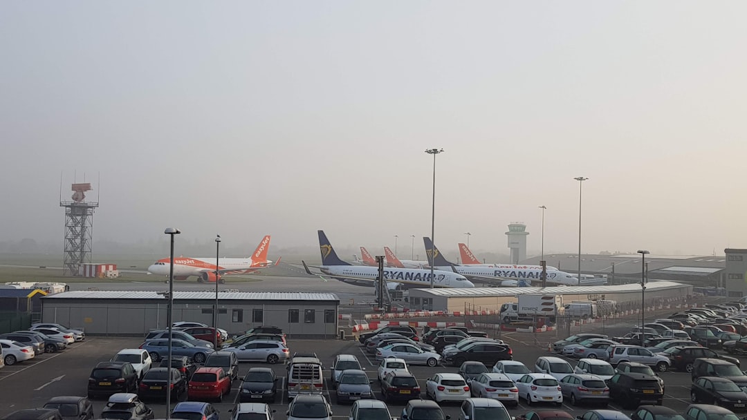 Aeropuerto Regional de Valdosta prohíbe más de 30 días de estacionamiento Aeropuerto Regional de Valdosta prohíbe más de 30 días de estacionamiento