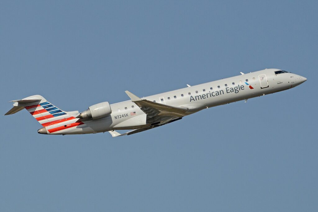 American Airlines Flight LAX to JFK Shortened After Ill Passengers American Airlines Flight LAX to JFK Shortened After Ill Passengers