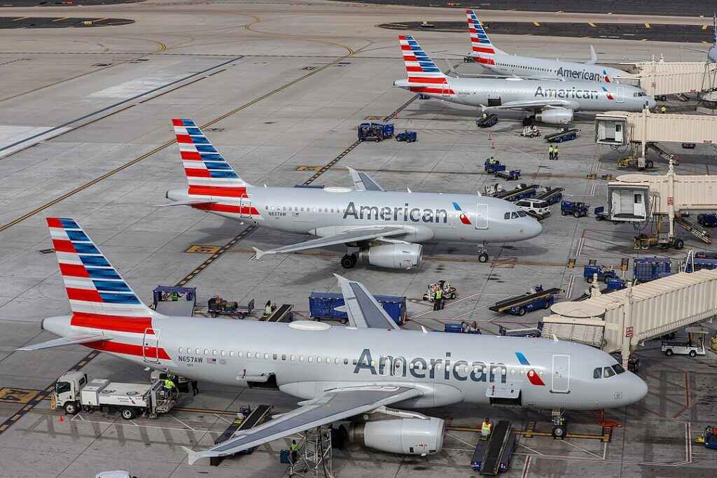 American Airlines and Air Canada Launch 3 New Landline Bus Routes American Airlines and Air Canada Launch 3 New Landline Bus Routes