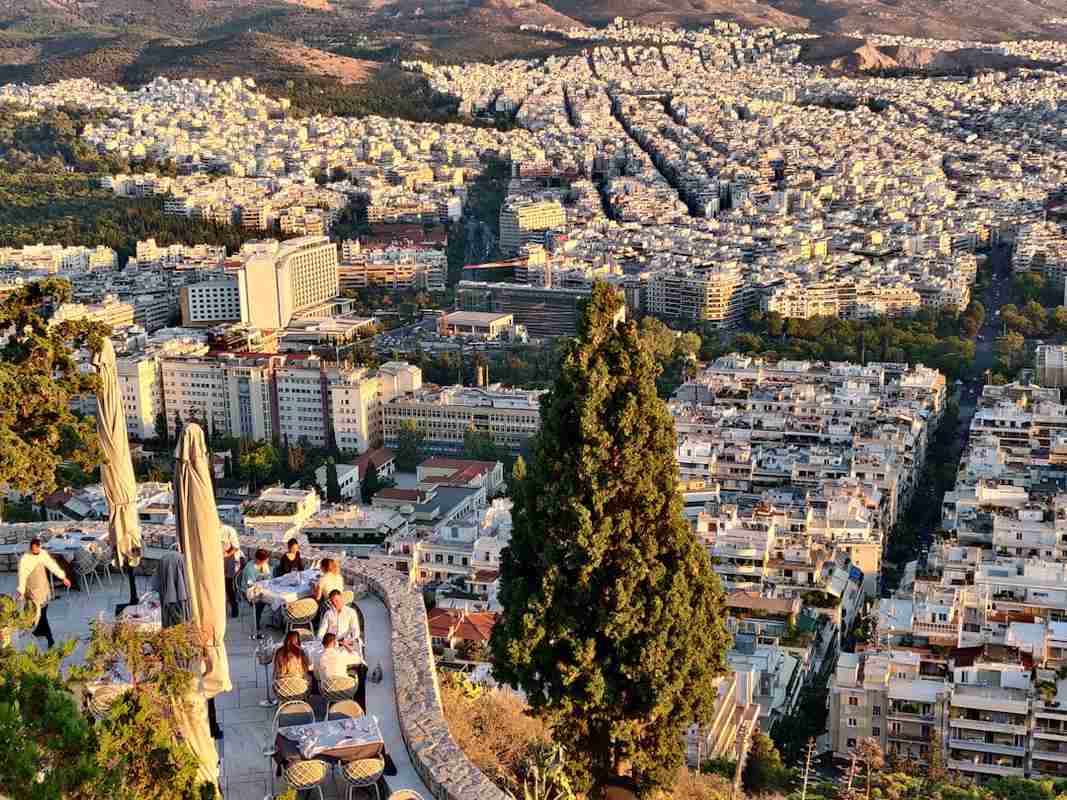 Antetokounmpo, involucrado en la rígida ley de deportación de migrantes de Grecia