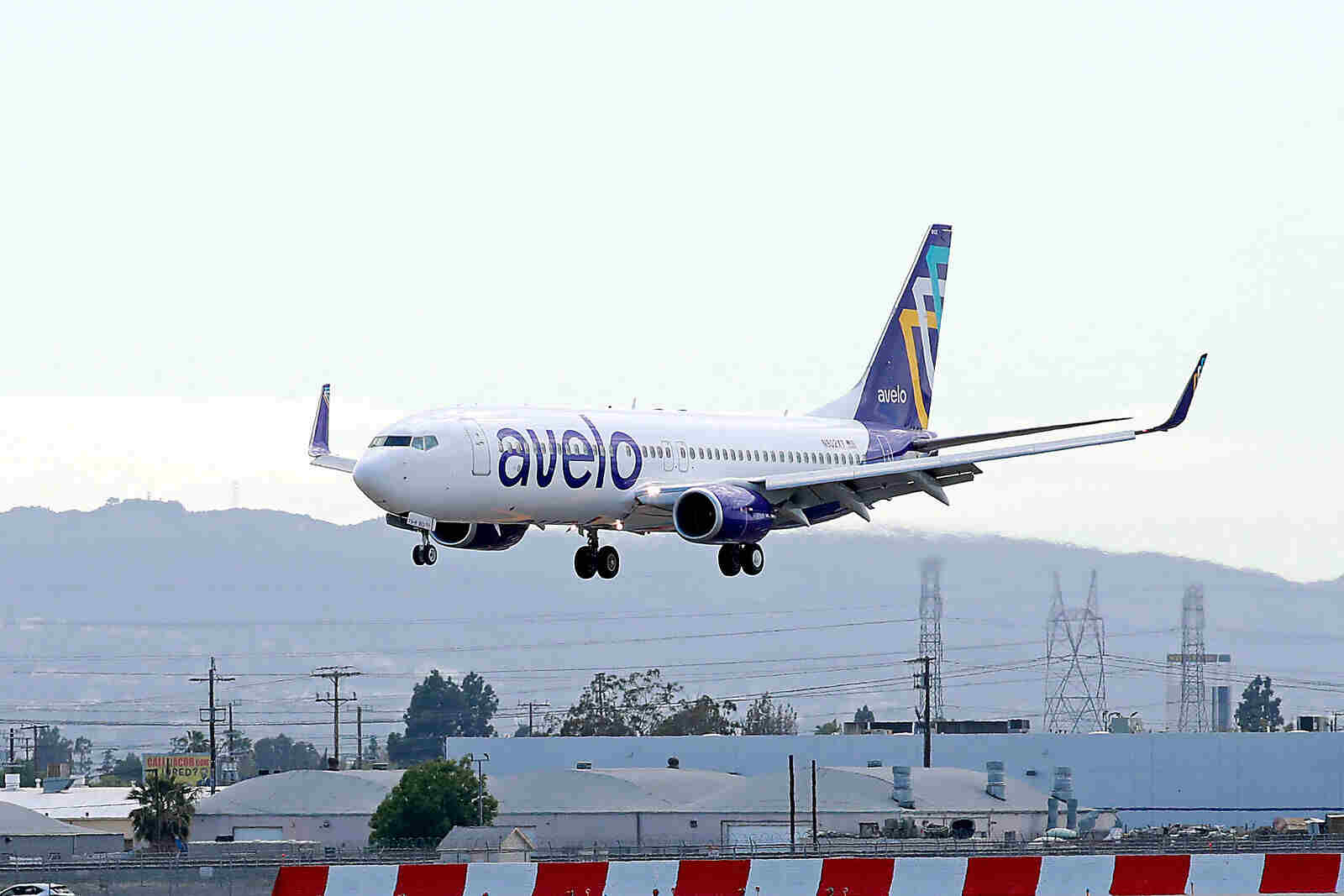 Avelo Airlines desata furia con vuelos de deportación Avelo Airlines desata furia con vuelos de deportación