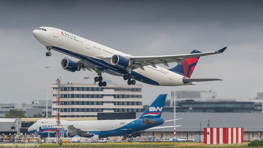 Delta Announces Embraer Jet Upgrades for Aspen Flights This November