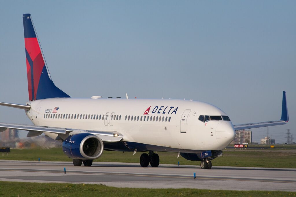 What Is a Go-Around in Aviation? How Delta Pilot Avoided Collision