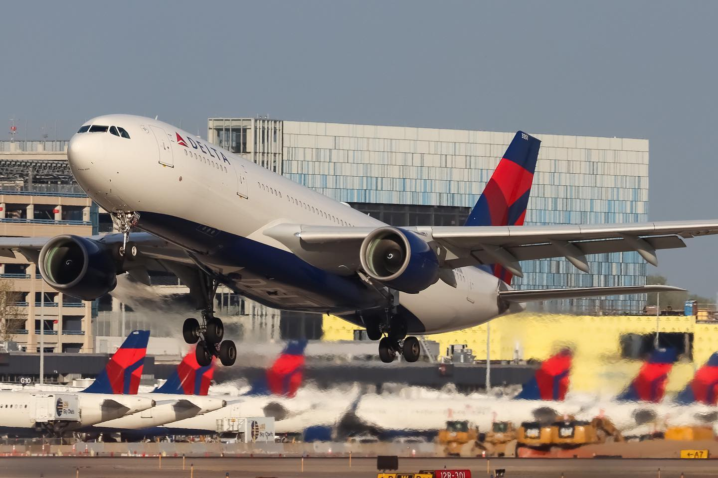 Why Did Two Delta Flights from Amsterdam to US Declare Emergencies?