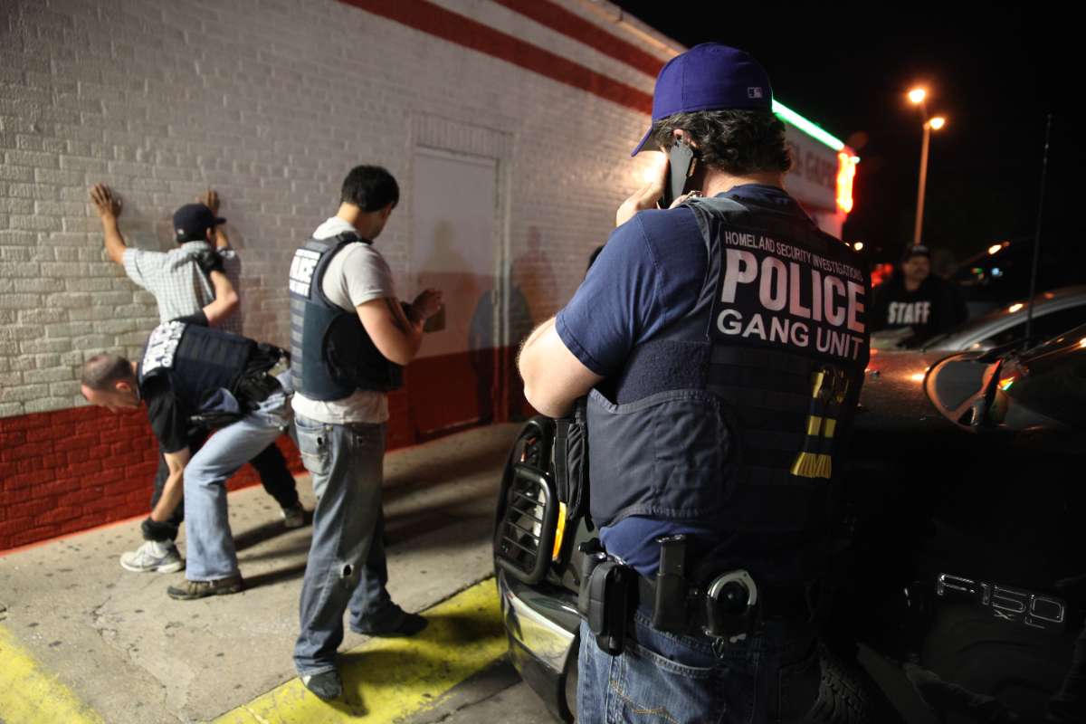 Por qué la policía de Westerville asistió a ICE en buscar a un detenido y luego se detuvo