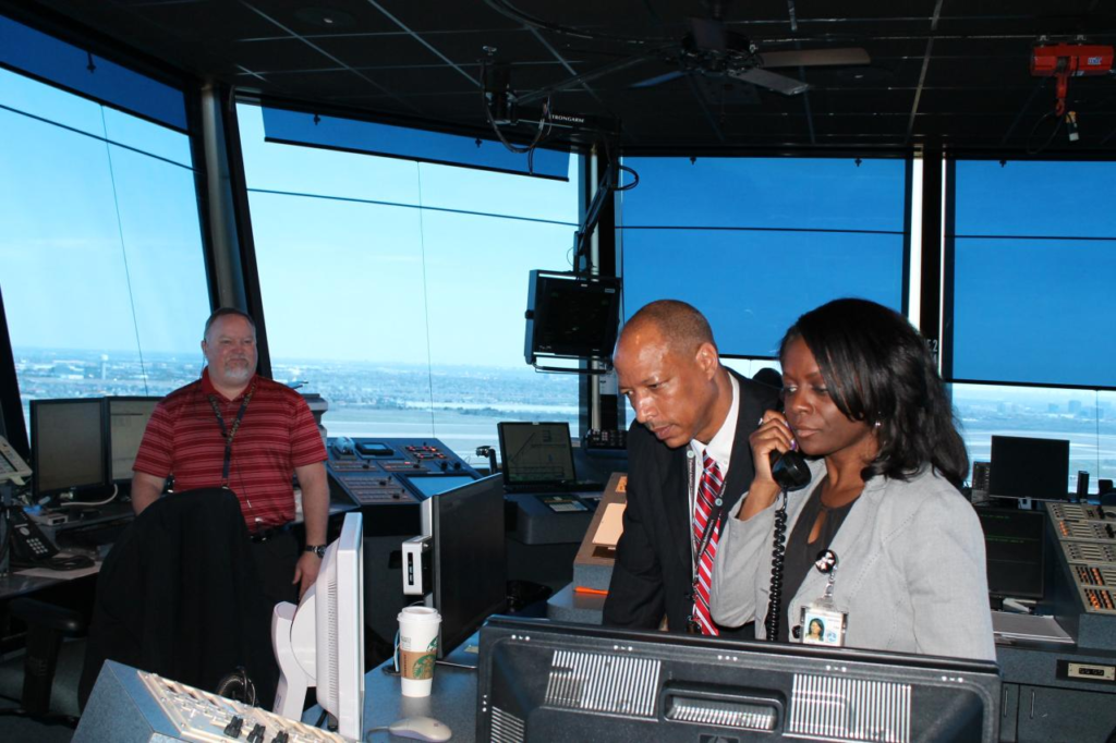 Trump threatens to dock pay of air traffic controllers amid shutdown