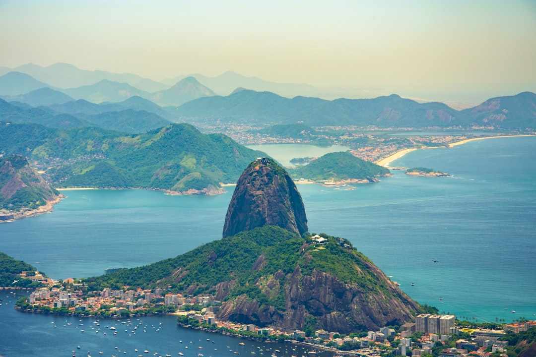 Brazil Threatens Retaliatory Tariffs if US Imposes 50% Import Tax Brazil Threatens Retaliatory Tariffs if US Imposes 50% Import Tax