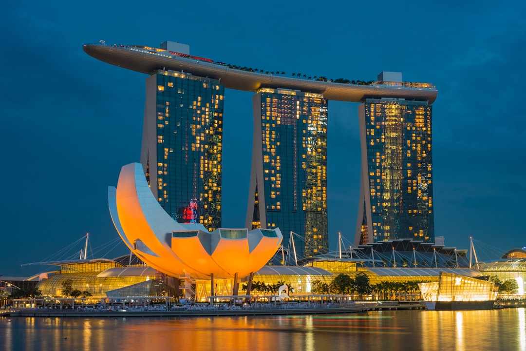 Singapur revisa estatus de residente permanente tras condenas penales Singapur revisa estatus de residente permanente tras condenas penales