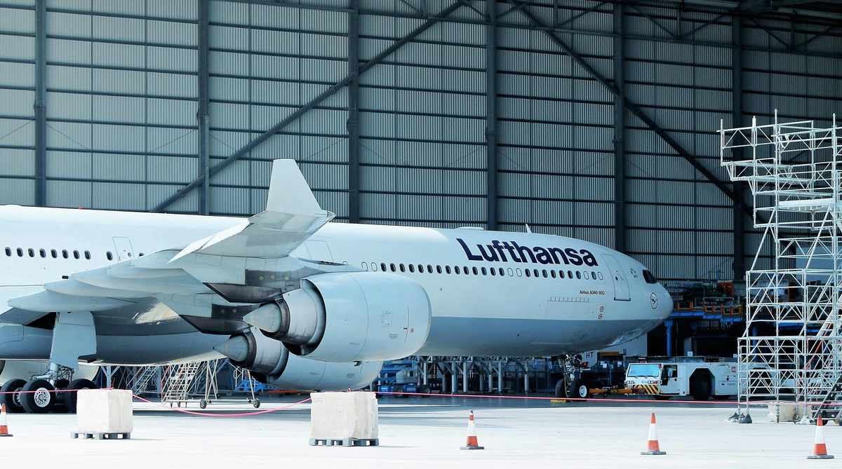 Lufthansa renueva uniformes de empleados con diseño de Hugo Boss