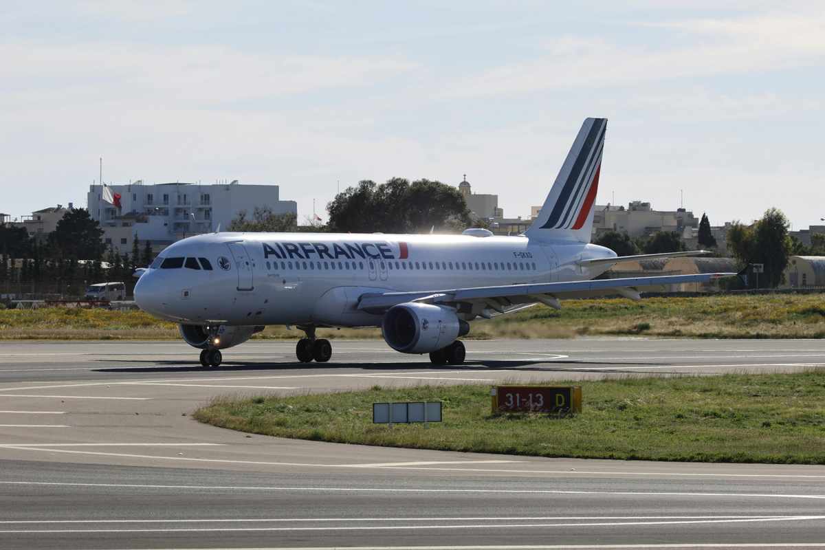Air France Launches New SkyPriority Check-in at CDG Terminal 2E Air France Launches New SkyPriority Check-in at CDG Terminal 2E