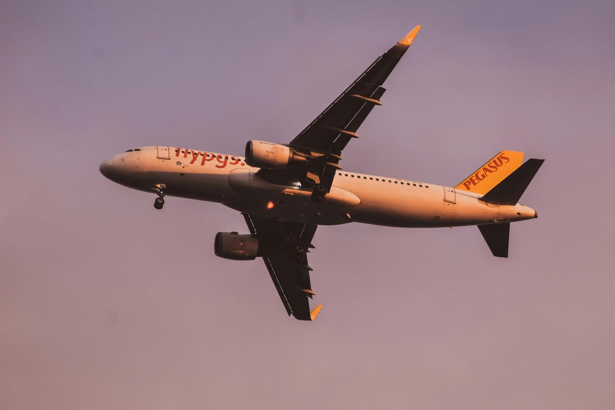 Pegasus Airlines prohíbe power banks en vuelos por seguridad en Turquía
