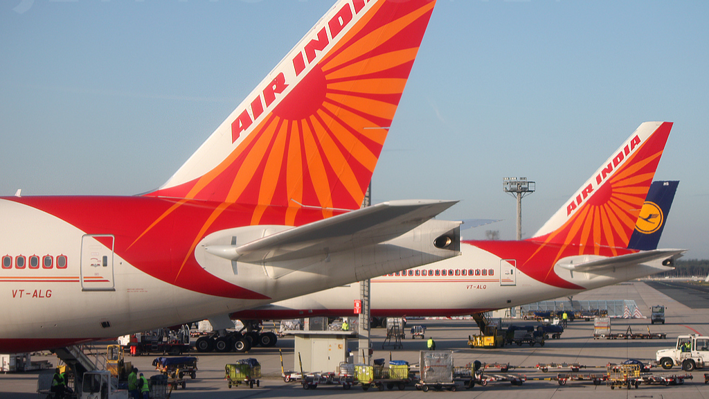 Air India Mumbai–Newark 777 Flight Reverses Course with U-Turn Air India Mumbai–Newark 777 Flight Reverses Course with U-Turn