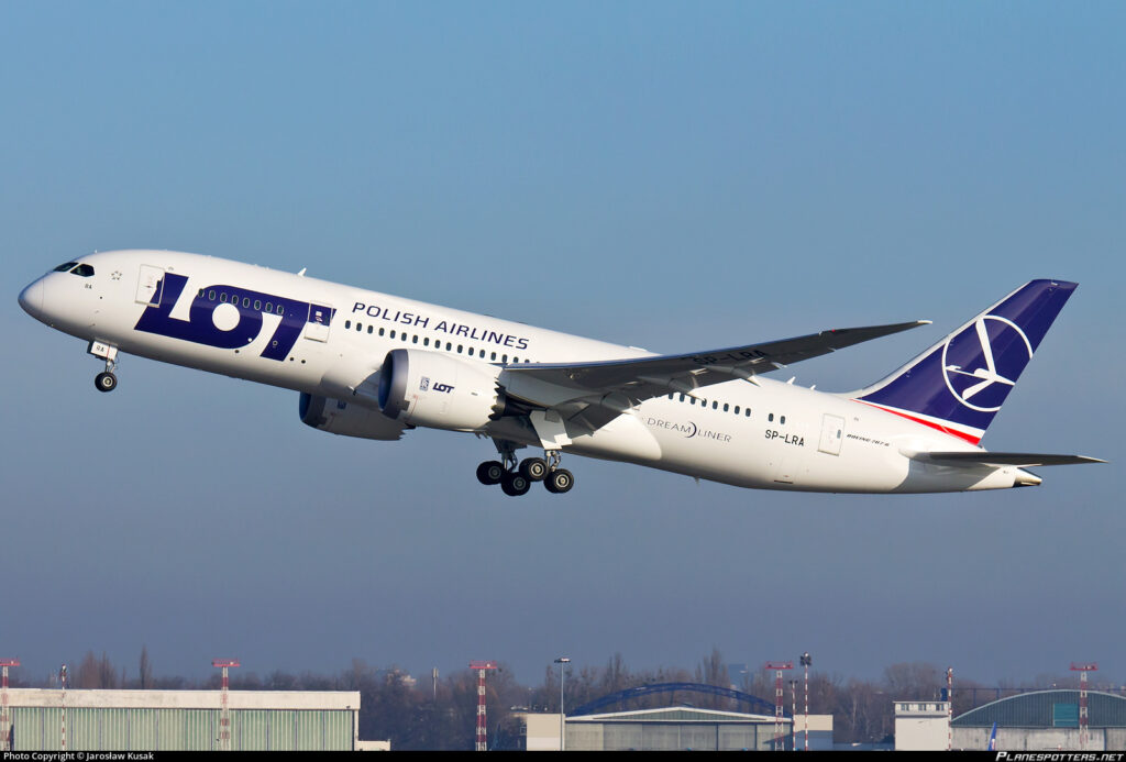 LOT Polish Airlines Launches Direct Warsaw to Malaga Flights in 2026 LOT Polish Airlines Launches Direct Warsaw to Malaga Flights in 2026