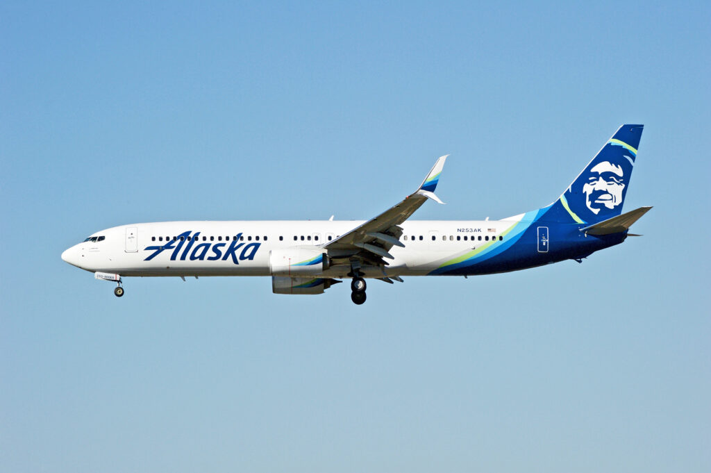 Alaska Airlines Adds Year-Round Daily Service to Redmond Alaska Airlines Adds Year-Round Daily Service to Redmond