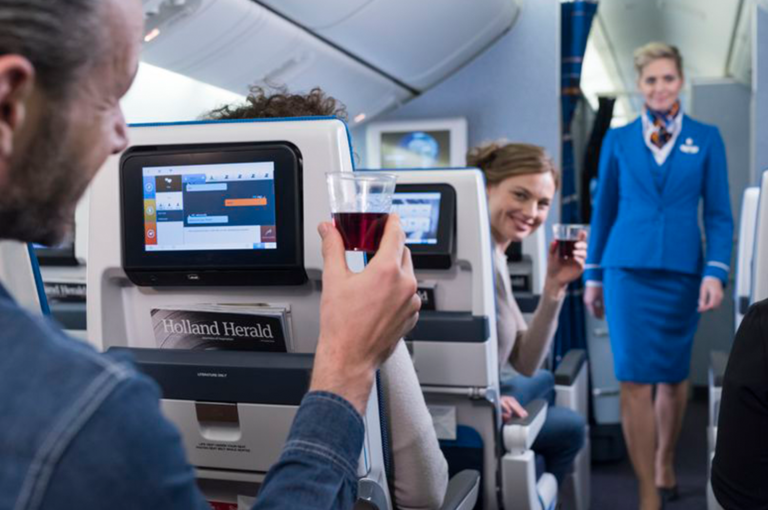 Air Canada: North America’s Only Economy Free Beer and Wine Carrier Air Canada: North America’s Only Economy Free Beer and Wine Carrier