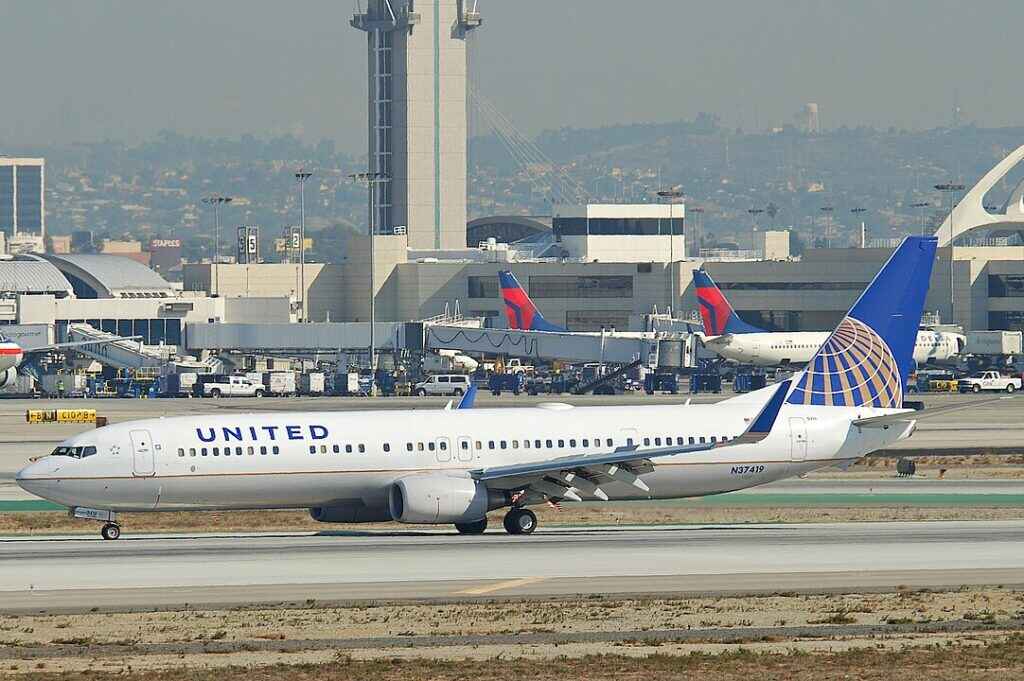 Denver International Airport emite casi 7,000 multas por placas vencidas en 2024