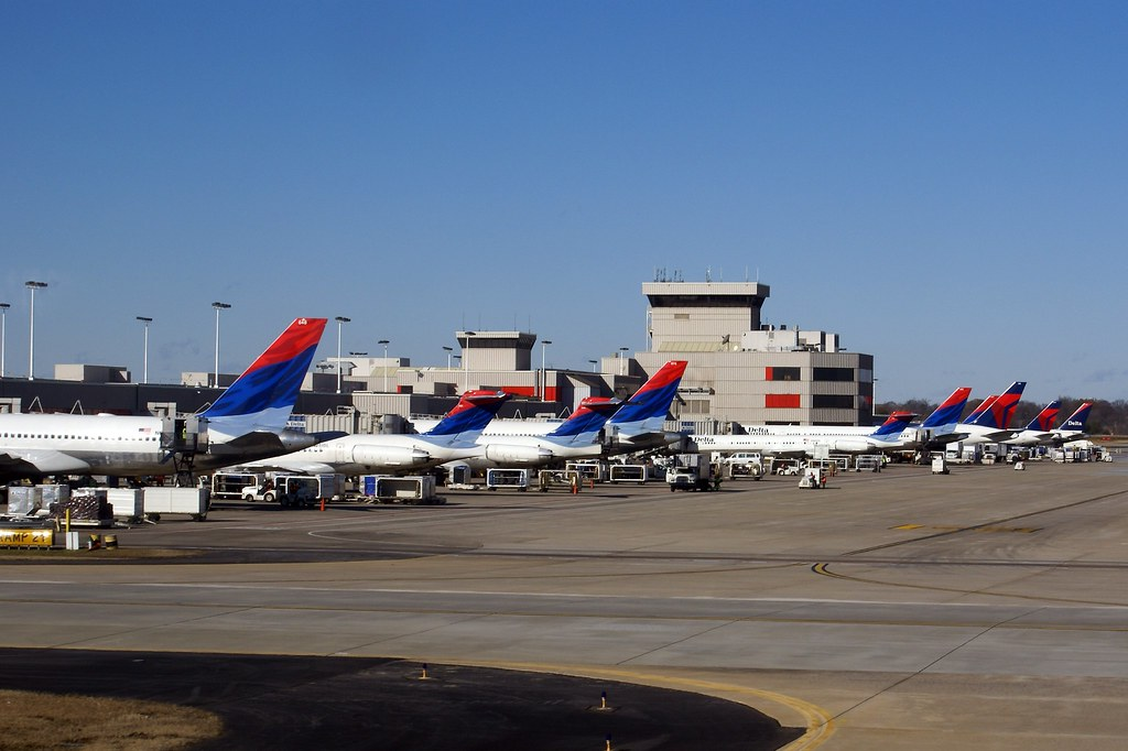 El mejor aeropuerto del mundo recibió 23,759 aeronaves y 4,4 millones de pasajeros en septiembre de El mejor aeropuerto del mundo recibió 23,759 aeronaves y 4,4 millones de pasajeros en septiembre de