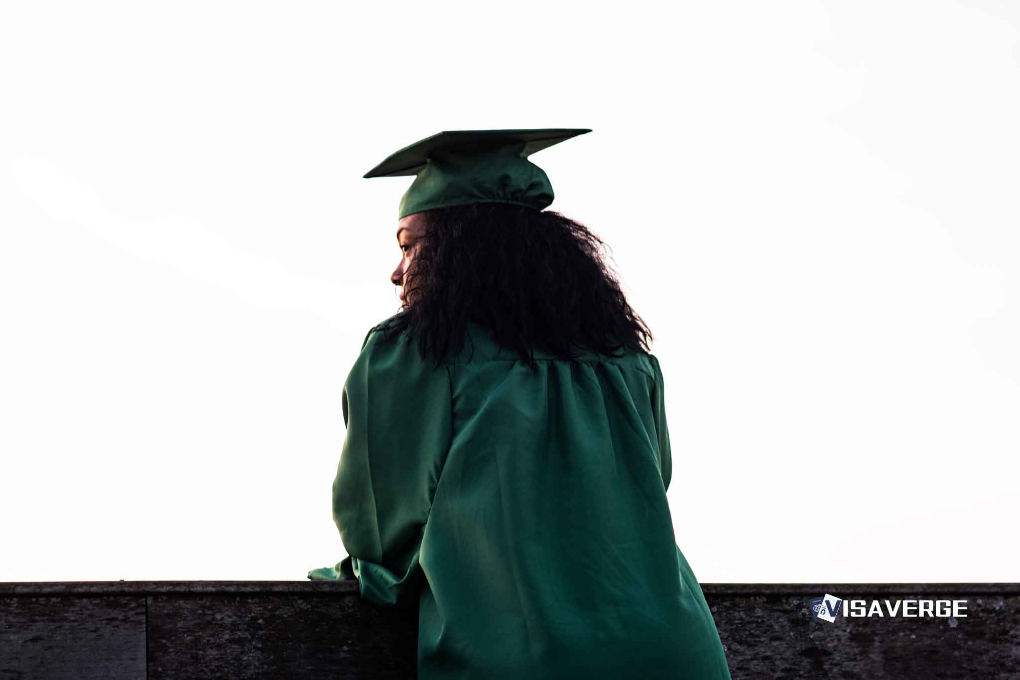 Actualizaciones de FAFSA: Ampliado el acceso de estudiantes inmigrantes a ayuda federal Actualizaciones de FAFSA: Ampliado el acceso de estudiantes inmigrantes a ayuda federal